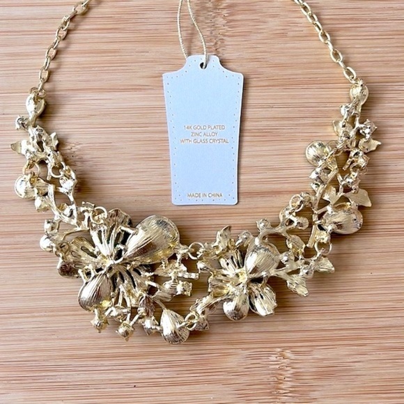 Brand New Eye Candy 14k Gold Plated w/ Glass Crystal Green Statement Necklace - Picture 12 of 13